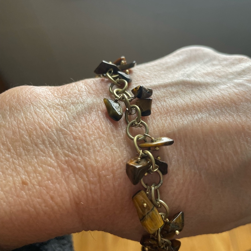 Vintage Dangling Tiger Eye Nugget Stone Bracelet with Antique Gold Chain.